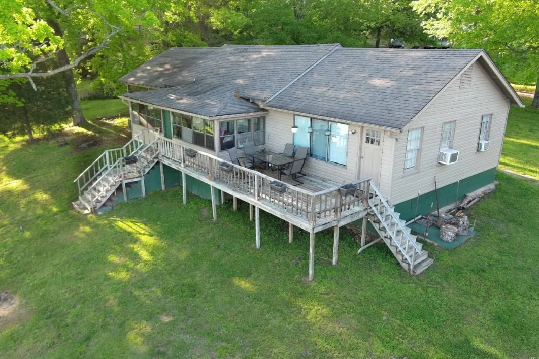 227 Walleye Lane riverfront photo in Doniphan Missouri